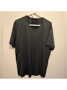 Men Lululemon Short Sleeve Shirt